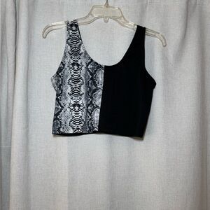 SHEIN Black and White Asymmetrical Crop Tank Top